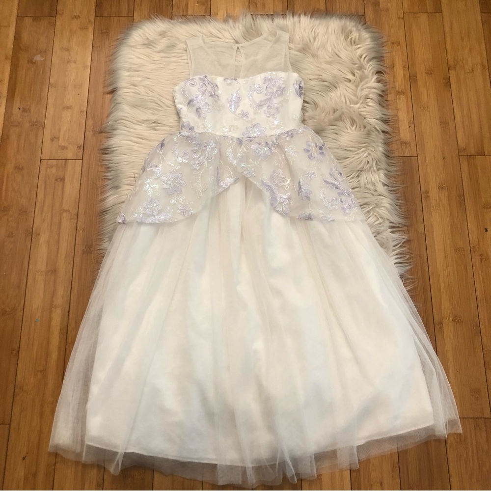 Bonnie Jean Mermaid Sequins Embroidered White Mesh Princess Girls Dress size 7